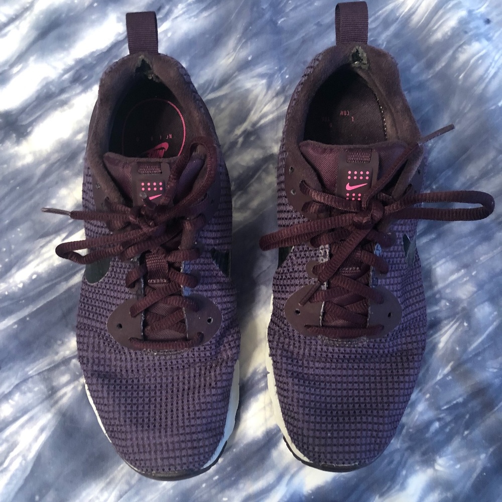 Nike air max shoes
